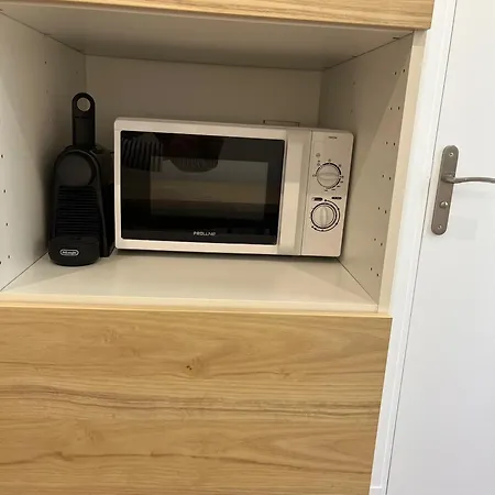 Brand New Studio In Central Near Opera Apartment *